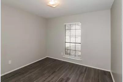 5011 Ridge Manor Drive, Houston, TX 77053 - Photo 13