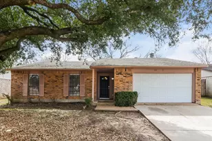 5011 Ridge Manor Dr, Houston, TX 77053 - Photo 1