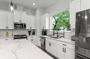 3030 Live Oak St, Houston, TX 77004 - Photo 9