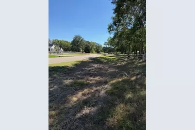 21603 Chenango Lake Drive, Angleton, TX 77515 - Photo 7