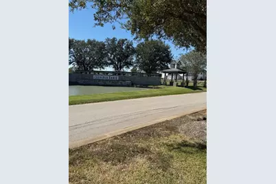 21603 Chenango Lake Drive, Angleton, TX 77515 - Photo 3