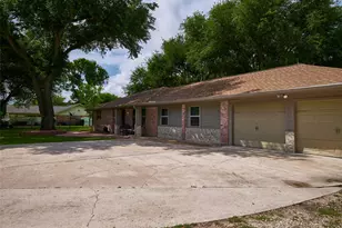 9326 Kostelnik St, Needville, TX 77461 - Photo 5