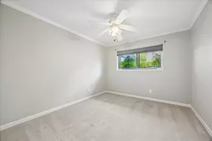 5418 Queensloch Dr, Houston, TX 77096 - Photo 15