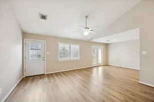 900 Eagle Lake Rd, Sealy, TX 77474 - Photo 7