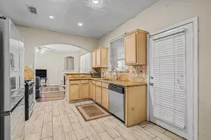 8510 Willancy Ln, Houston, TX 77095 - Photo 11