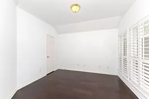 1915 Supplejack Ct, Sugar Land, TX 77479 - Photo 13