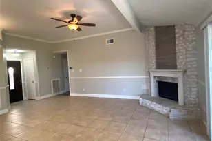 302 El Toro Ln, Houston, TX 77598 - Photo 3