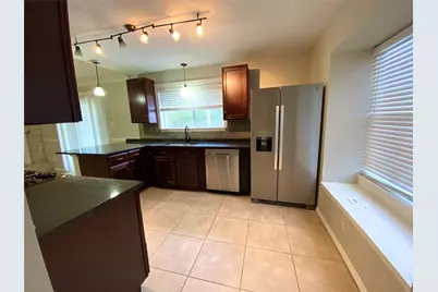 302 El Toro Lane, Houston, TX 77598 - Photo 7