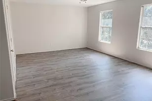 8911 Danbury Hollow Ln, Houston, TX 77075 - Photo 11