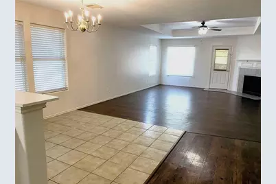 8911 Danbury Hollow Lane, Houston, TX 77075 - Photo 13