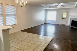 8911 Danbury Hollow Ln, Houston, TX 77075 - Photo 13