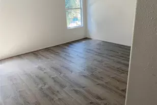 8911 Danbury Hollow Ln, Houston, TX 77075 - Photo 5