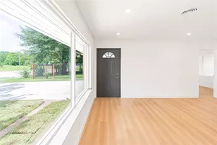 2730 Knotty Oaks Trail, Houston, TX 77045 - Photo 7