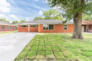 2730 Knotty Oaks Trail, Houston, TX 77045 - Photo 3
