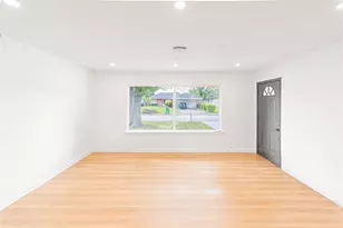 2730 Knotty Oaks Trail, Houston, TX 77045 - Photo 7