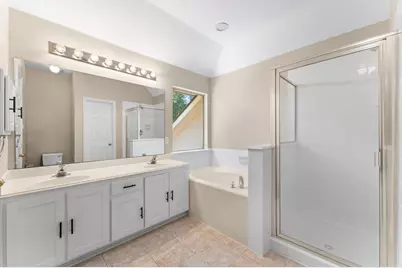 97 E Greenhill Terrace Place Place, The Woodlands, TX 77382 - Photo 19