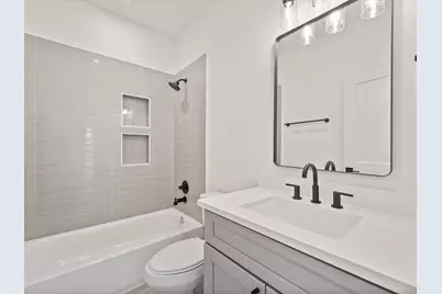 241 Rebecca Street #B, Houston, TX 77022 - Photo 19