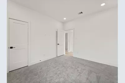 241 Rebecca Street #B, Houston, TX 77022 - Photo 17