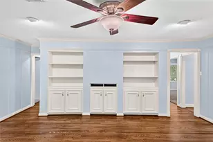 5262 Briarbend Dr, Houston, TX 77096 - Photo 11