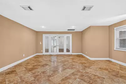 5262 Briarbend Drive, Houston, TX 77096 - Photo 13
