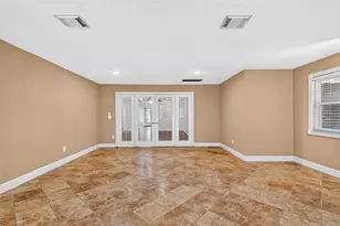 5262 Briarbend Dr, Houston, TX 77096 - Photo 13