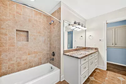 5262 Briarbend Drive, Houston, TX 77096 - Photo 21