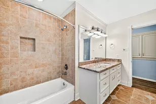 5262 Briarbend Dr, Houston, TX 77096 - Photo 21