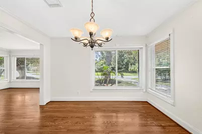 5262 Briarbend Drive, Houston, TX 77096 - Photo 5