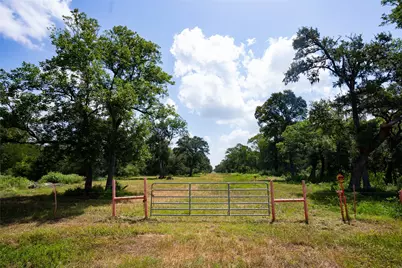 2751 Fm 2434, Columbus, TX 78962 - Photo 13