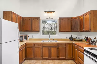 1141 Reeves Road, Garwood, TX 77442 - Photo 13