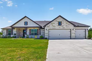 1131 Southfork Ranch Dr, Sealy, TX 77474 - Photo 1