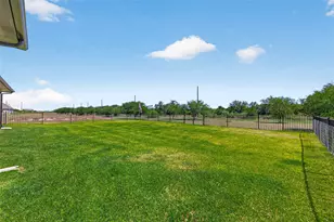 1131 Southfork Ranch Dr, Sealy, TX 77474 - Photo 33