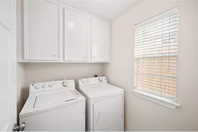 4431 Castle Court, Houston, TX 77006 - Photo 31