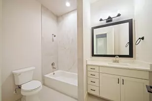 7407 Janak Dr, Houston, TX 77055 - Photo 39