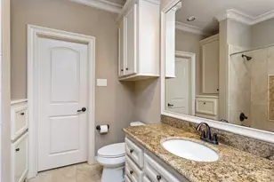 22 Sunset Park Ln, Sugar Land, TX 77479 - Photo 31