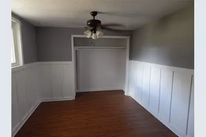 104 Crestview Drive, Hitchcock, TX 77563 - Photo 7