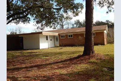 104 Crestview Drive, Hitchcock, TX 77563 - Photo 3