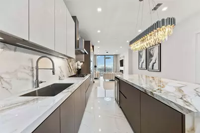 1711 Allen Pkwy #1907, Houston, TX 77019 - Photo 9