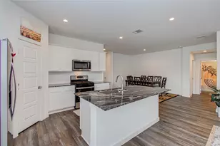 8611 Shumard Oak Dr, Rosharon, TX 77583 - Photo 13