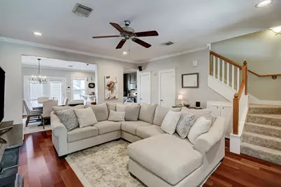 1025 W 15th 1/2 Street, Houston, TX 77008 - Photo 3