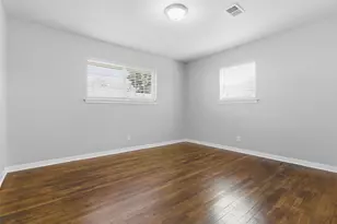 9523 Bundy Ln, Houston, TX 77080 - Photo 19