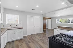 9523 Bundy Ln, Houston, TX 77080 - Photo 9