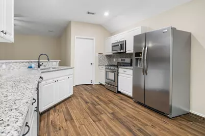 26 S Vesper Bend Circle, The Woodlands, TX 77382 - Photo 11