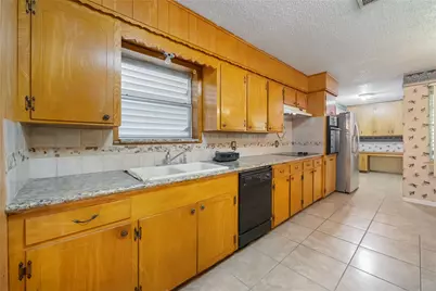 2612 Lake Park Drive, La Marque, TX 77568 - Photo 21