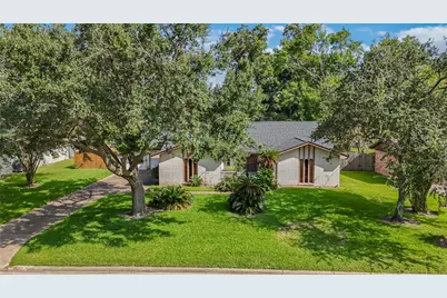 2612 Lake Park Drive, La Marque, TX 77568 - Photo 11