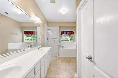 9227 Hidden Lake E, Magnolia, TX 77354 - Photo 29