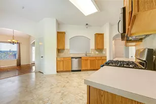 9227 Hidden Lake E, Magnolia, TX 77354 - Photo 17