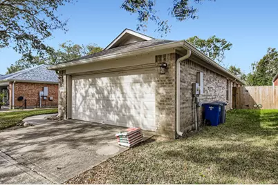 1816 Sherwood Forest Circle, League City, TX 77573 - Photo 27