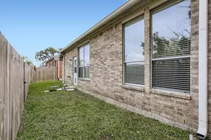 1816 Sherwood Forest Cir, League City, TX 77573 - Photo 25