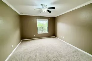 904 University Oaks Blvd, College Station, TX 77840 - Photo 7